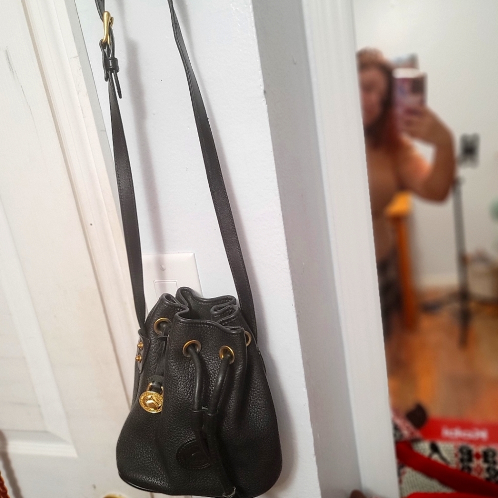 Small vintage Dooney & Bourke bag